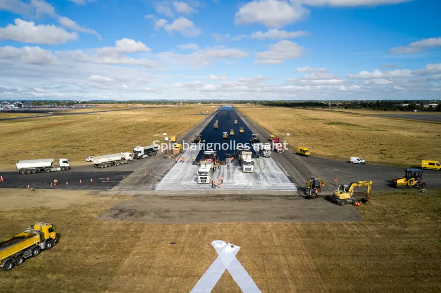 Photo SPIE BATIGNOLLES / MALET - Piste et tarmac