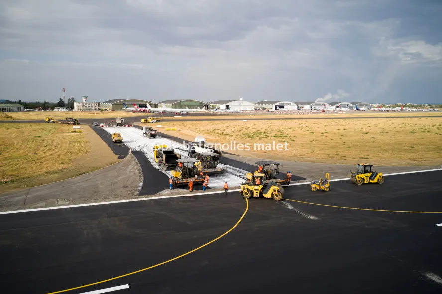 Photo SPIE BATIGNOLLES / MALET - Piste et tarmac