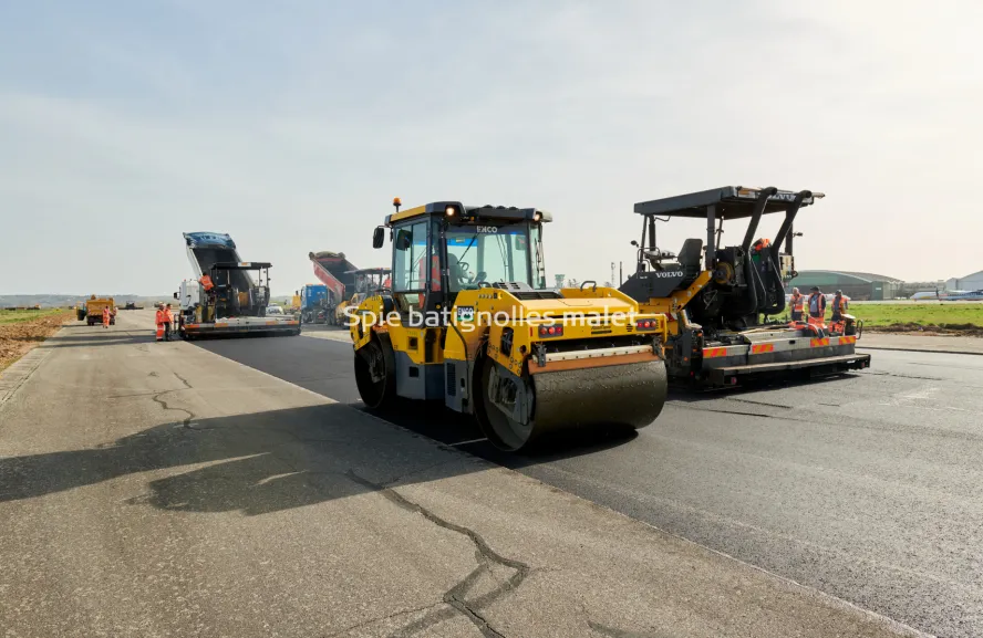 Photo SPIE BATIGNOLLES / MALET - Piste et tarmac