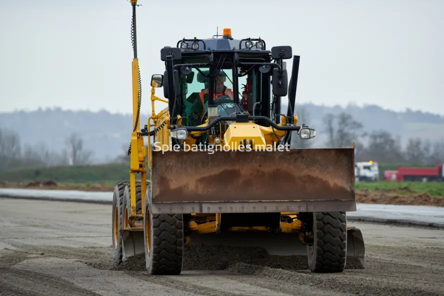 Photo SPIE BATIGNOLLES / MALET - Piste et tarmac