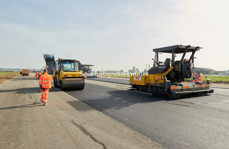 Photo SPIE BATIGNOLLES / MALET - Piste et tarmac