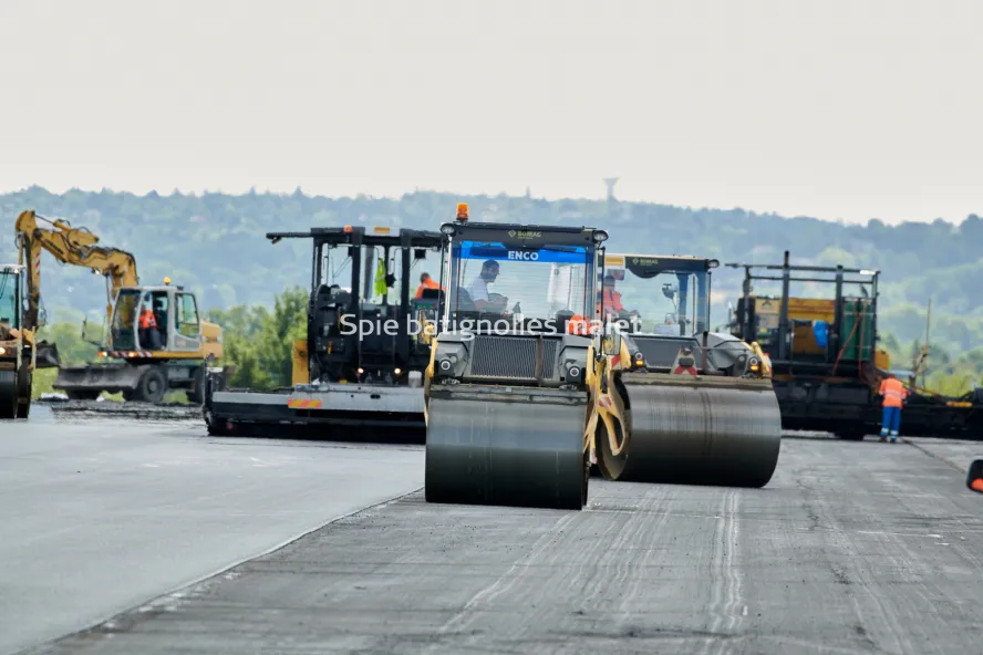 Photo SPIE BATIGNOLLES / MALET - Piste et tarmac
