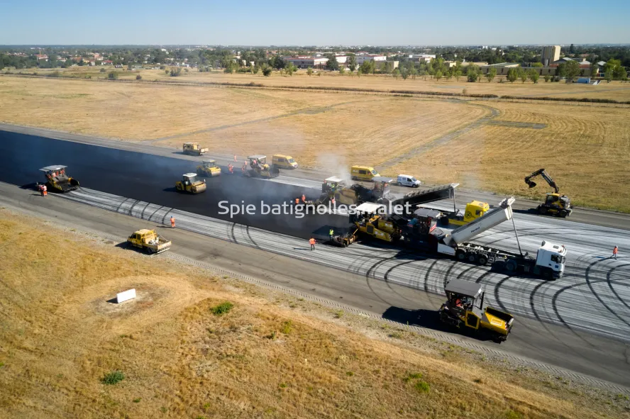 Photo SPIE BATIGNOLLES / MALET - Piste et tarmac