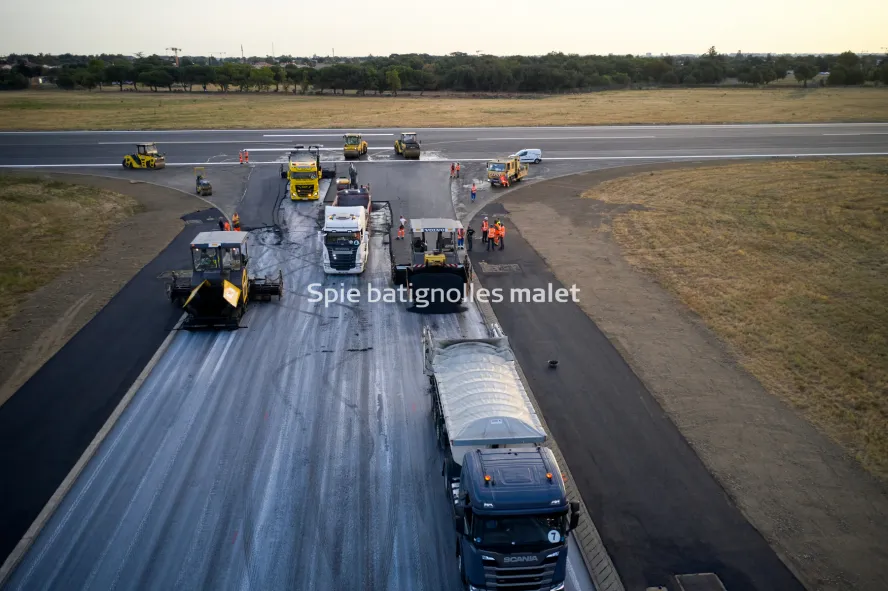 Photo SPIE BATIGNOLLES / MALET - Piste et tarmac
