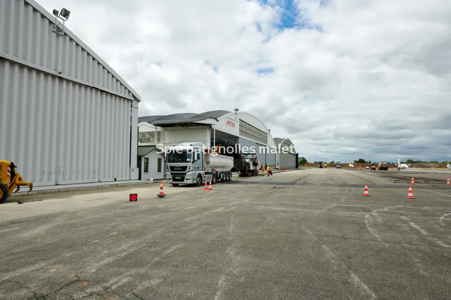 Photo SPIE BATIGNOLLES / MALET - Piste et tarmac