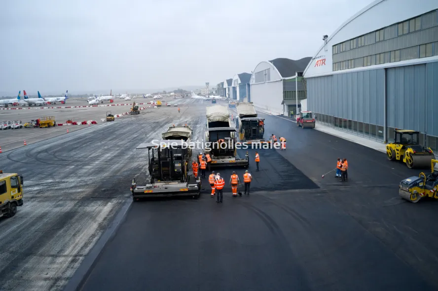 Photo SPIE BATIGNOLLES / MALET - Piste et tarmac