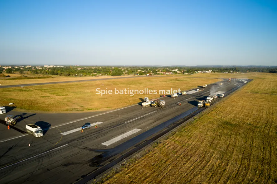 Photo SPIE BATIGNOLLES / MALET - Piste et tarmac