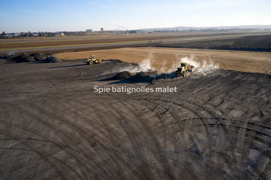 Photo SPIE BATIGNOLLES / MALET - FRANCAZAL