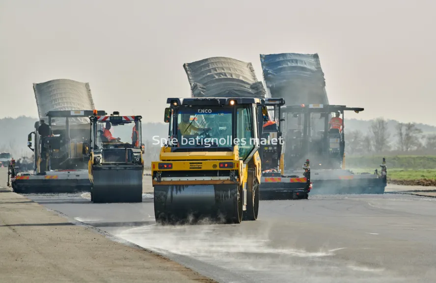 Photo SPIE BATIGNOLLES / MALET - Piste et tarmac